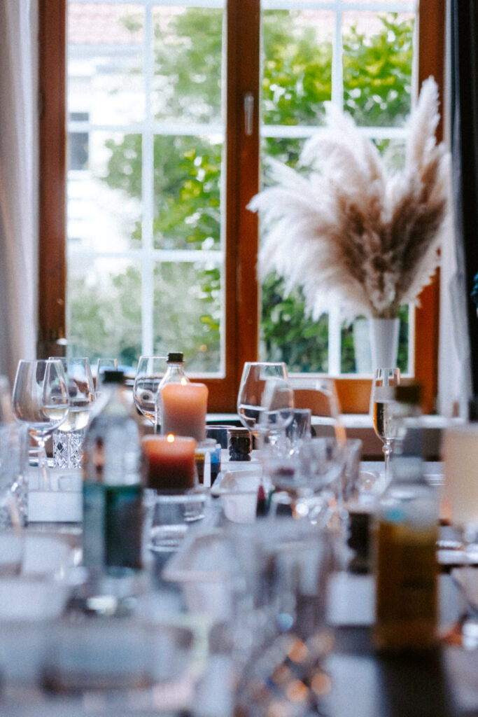 25 05 28 glaeser bemalen aichach007 scaled.jpg